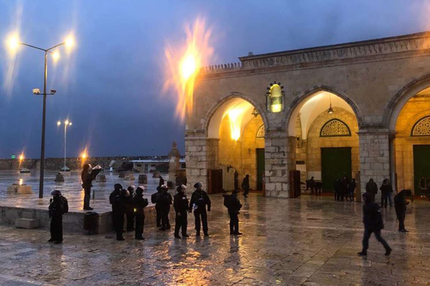 Zionist police banish two Jerusalemites from Aqsa for six months